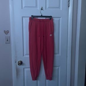 Women’s Nike Cuffed Joggers